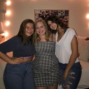 Meet your Posher, Sofia